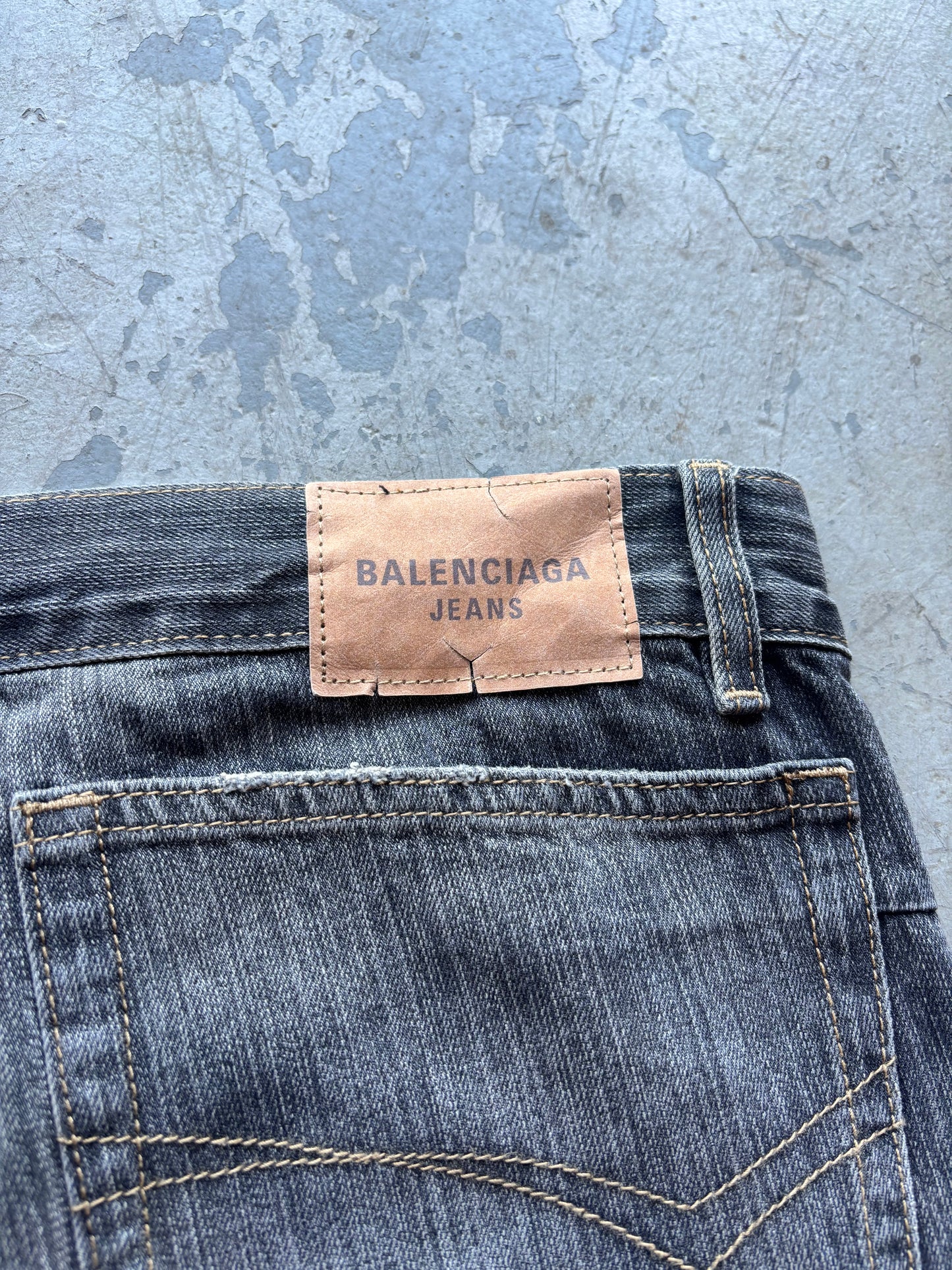 Balenciaga Relief Stitching Jeans